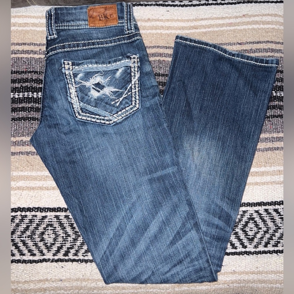 BKE Denim - Culture
- Bootcut
- Size 26R
- Measurements: 26 x 31 1/2